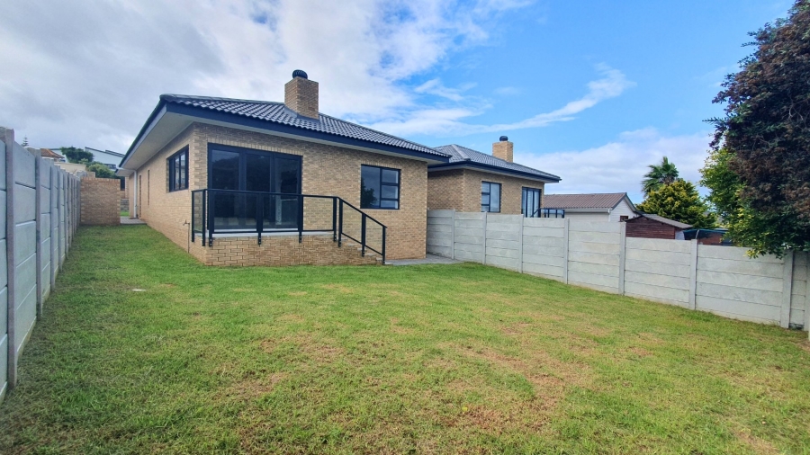3 Bedroom Property for Sale in Dana Bay Western Cape